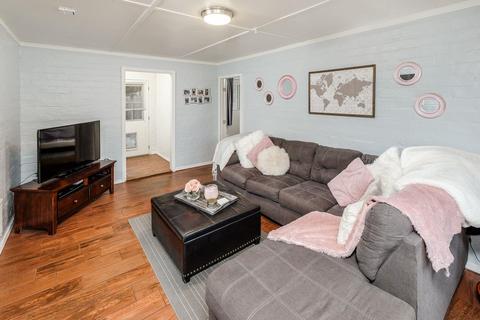 4949 Robertson Ave, Carmichael, CA 95608 photo 2