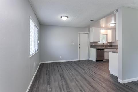2904 E Orangeburg Ave, Modesto, CA 95355 photo 4