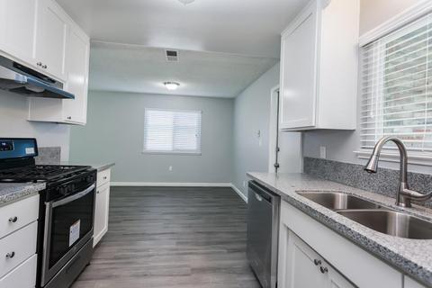 2904 E Orangeburg Ave, Modesto, CA 95355 photo 6