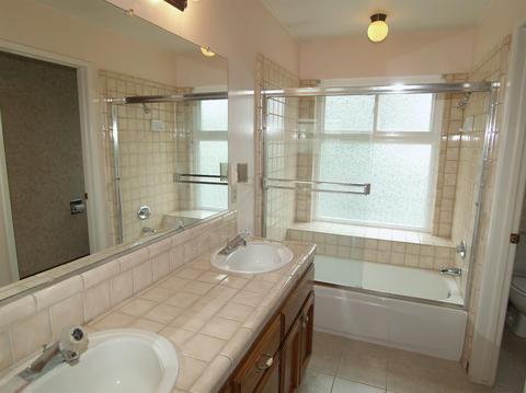 2080 Sheldon Dr, Modesto, CA 95350 photo 15