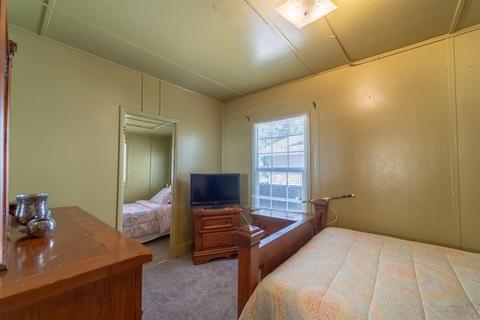 304 S 5th St, Patterson, CA 95363 photo 3