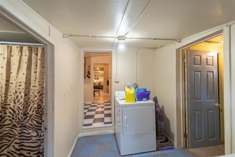 304 S 5th St, Patterson, CA 95363 photo 10