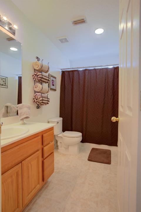 1233 Yellowhammer Dr, Patterson, CA 95363 photo 8