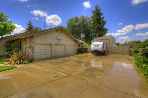 1207 Parks Rd, Hughson, CA 95326 photo 9