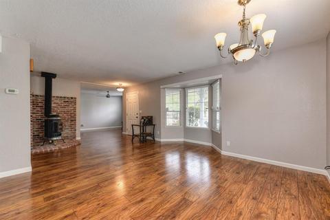 5246 4th St, Rocklin, CA 95677 photo 3