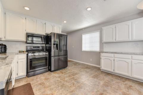 5246 4th St, Rocklin, CA 95677 photo 8