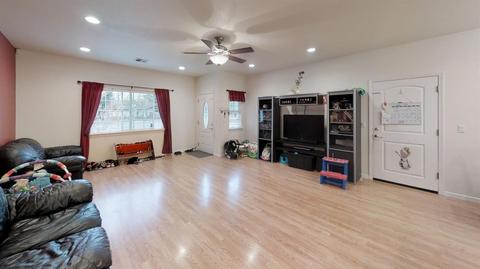 8529 Oak Ave, Orangevale, CA 95662 photo 17