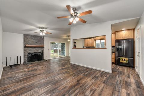 8049 Zenith Dr, Citrus Heights, CA 95621 photo 1