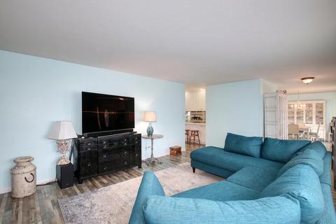 5643 Haskell Ave, Carmichael, CA 95608 photo 5