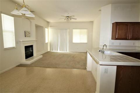3425 Summer Dr, Modesto, CA 95355 photo 5