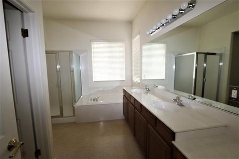 3425 Summer Dr, Modesto, CA 95355 photo 18