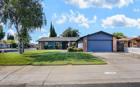 104 Arbor Ct, Lodi, CA 95240 photo 2