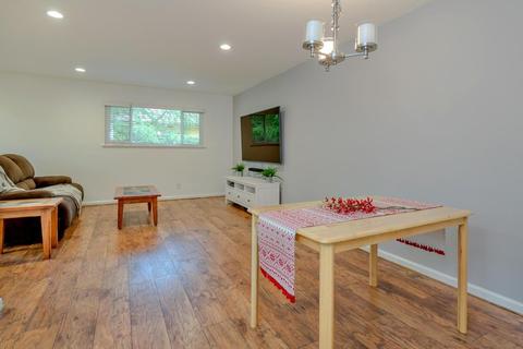 2818 Bidwell St #4, Davis, CA 95618 photo 8