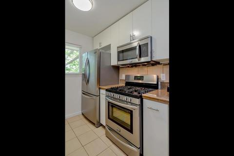 2818 Bidwell St #4, Davis, CA 95618 photo 11
