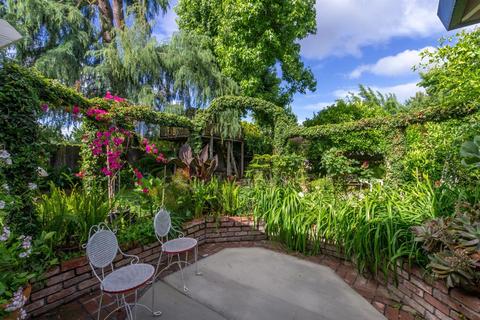 1204 E Rumble Rd, Modesto, CA 95350 photo 38
