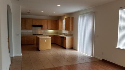 6724 Rio Tejo Way, Elk Grove, CA 95757 photo 9