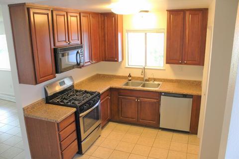 2516 Bellamy St, Modesto, CA 95354 photo 4