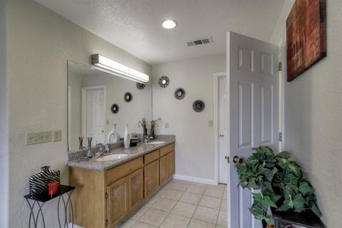 975 Moonlight Dr, Ceres, CA 95307 photo 20
