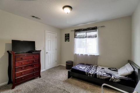 975 Moonlight Dr, Ceres, CA 95307 photo 25