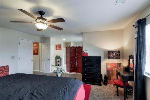 975 Moonlight Dr, Ceres, CA 95307 photo 18
