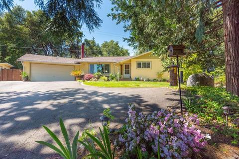 202 Sunnyhills Ln, Murphys, CA 95247 photo 1