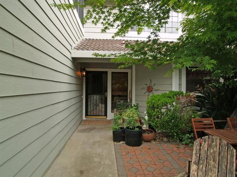 2321 St Lawrence Ln, Modesto, CA 95356 photo 5