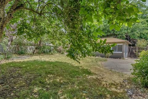 423 E Downs, Stockton, CA 95204 photo 19
