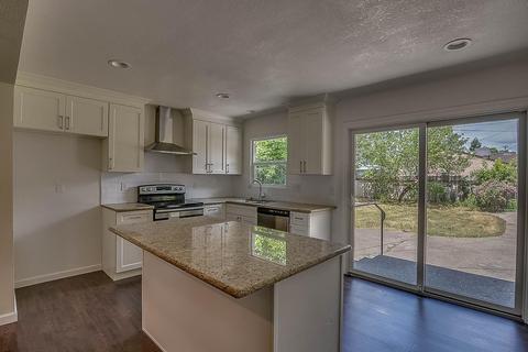423 E Downs, Stockton, CA 95204 photo 7