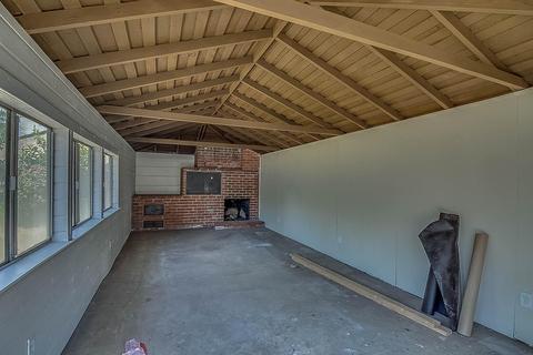 423 E Downs, Stockton, CA 95204 photo 17