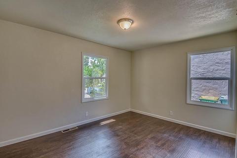 423 E Downs, Stockton, CA 95204 photo 14
