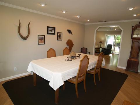 1209 Wellington Dr, Modesto, CA 95350 photo 6