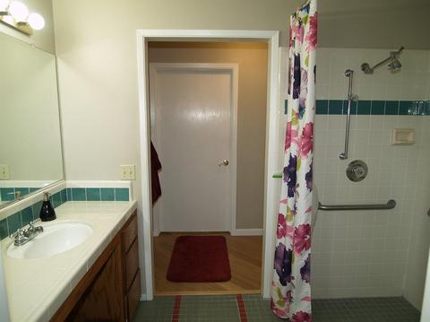 1209 Wellington Dr, Modesto, CA 95350 photo 40