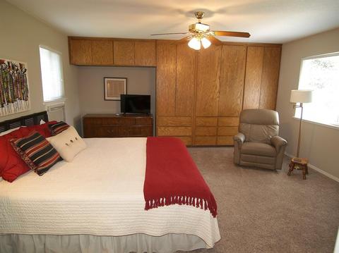 1209 Wellington Dr, Modesto, CA 95350 photo 8