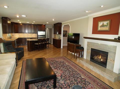 1209 Wellington Dr, Modesto, CA 95350 photo 3