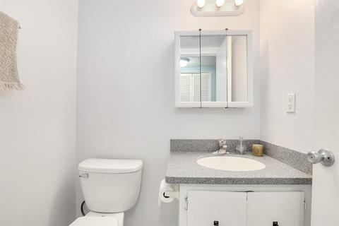 2035 Alta Loma St, Davis, CA 95616 photo 13