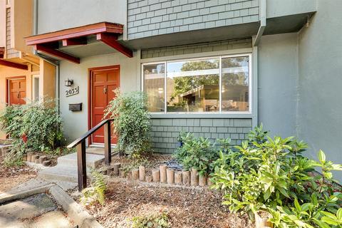 2035 Alta Loma St, Davis, CA 95616 photo 2