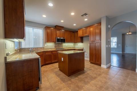3012 Lancaster Way, Modesto, CA 95355 photo 9