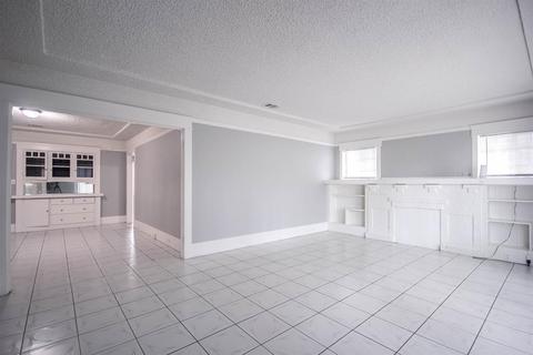 1007 S Madison St, Modesto, CA 95351 photo 9