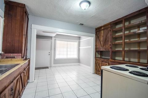 1007 S Madison St, Modesto, CA 95351 photo 16