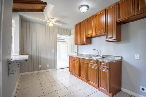 1007 S Madison St, Modesto, CA 95351 photo 22
