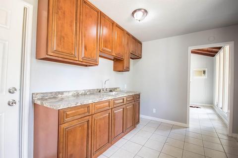 1007 S Madison St, Modesto, CA 95351 photo 23