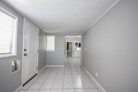 1007 S Madison St, Modesto, CA 95351 photo 5
