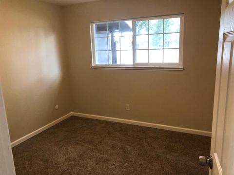 1953 Shushan Dr, Ceres, CA 95307 photo 8