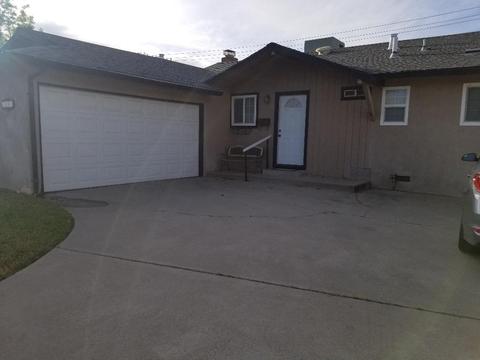 1807 Jackson St, Lodi, CA 95242 photo 2