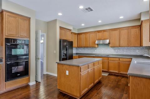 4505 Oakridge Dr, Tracy, CA 95377 photo 8