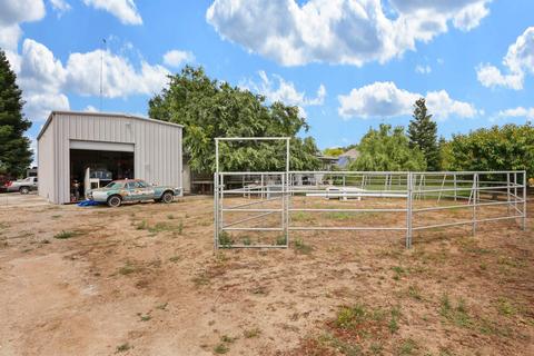 4810 E Armstrong Rd, Lodi, CA 95240 photo 35