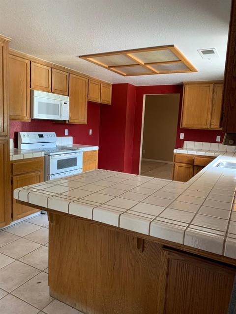 2636 Beatrice Ln, Modesto, CA 95355 photo 5