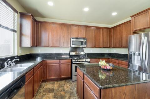 566 Homestead Ave, Lathrop, CA 95330 photo 10