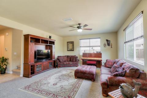 566 Homestead Ave, Lathrop, CA 95330 photo 5