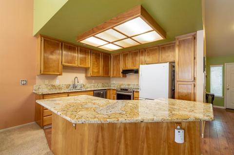 904 La Coruno St, Davis, CA 95618 photo 8